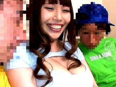 ＜すっぞ！巨乳奥様狩り＞「魔少年たち、登場！」美爆乳おっぱいの奥さん！魔少年たちの餌食になるぞ！