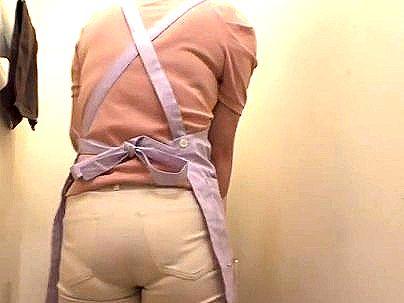 ＜即ハメ！＞「家事代行おばさん」デカ尻巨乳おっぱい奥さん！他人棒で浮気不倫行為に持ち込まれる(無料エロ動画)