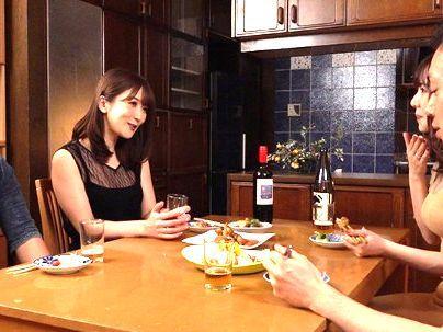 ＜仮面夫婦！＞「はじめましょうか？」隣人夫婦を騙しお互いのパートナーを・・・寝取ってしまうエロドラマがこちら！！