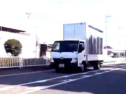＜脱出＞「え？本当に出れないの？！」電話で呼び出し‘身代わり’にしないと・・・デカチン即ハメでヤラレル(アダルト動画)