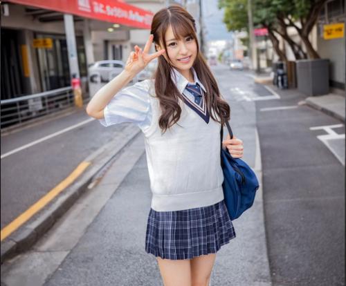 『学校終わってからでもいいですか〜？』【JKｘ騙し】媚薬ドリンクで強制発情♥オジチンポを拒めずハメられちゃう無毛マンコ！
