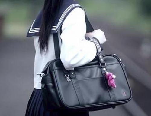 ※JKレイプ※【超絶セーラー美少女JK】過疎駅でキチガイにレイプされ盗撮までされてしまったロリJKが弱みを握られて性奴隷化