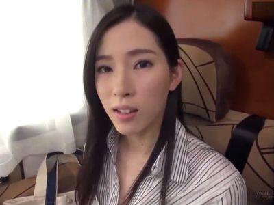 【人妻ナンパ】色白おっぱいな素人奥さんを口説きなし崩しにハメる！旦那を裏切り大量種付け射精されたエロ浮気妻の不倫セックス！