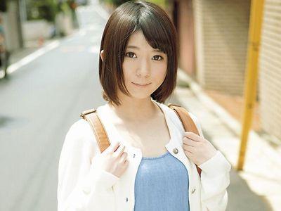 【素人ナンパ】10代童顔ロリ美少女がラップ越し素股に挑戦するエロ企画‼彼氏がいるのに無理矢理挿入される浮気セックス‼