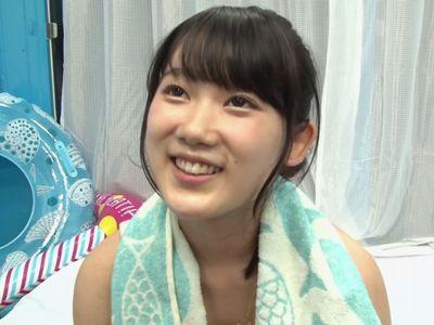 【マジックミラー】カップルナンパ企画でGETした童顔ロリ可愛い水着美少女がオイルマッサージからNTRセックスで膣内射精！