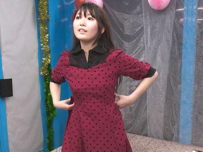 ヤリマン数珠つなぎ企画でGETした童顔ロリ美少女！地下アイドル時代にはファンとも肉体関係を持つ清楚ビッチがエロ3P乱交！