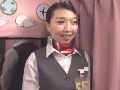 【MM便】空港でナンパしたお姉さんを言葉巧みに脱がし下着チェック⁉地味巨乳おっぱいな美女の喉奥に肉棒突っ込むエロ企画！