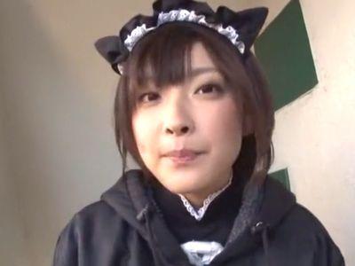 11/27 04:00猫耳メイド服コスプレ着衣で素人男性の自宅訪問するショートカット美少女女優‼エロおっぱいで肉棒責め精子を搾り取る【小倉ゆず】