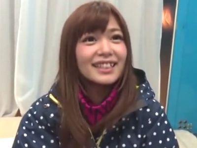 【マジックミラー】雪山ナンパした素人カップルのギャル彼女にエロオイルマッサージ！彼氏を待たせ他人棒で中出しの寝取りハメ！