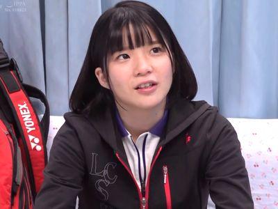 黒髪ボブ可愛い巨乳おっぱい童顔ロリ美少女JDに童貞のオナニーお手伝いをお願いする筆おろし企画でエロ腰使いの騎乗位セックス！