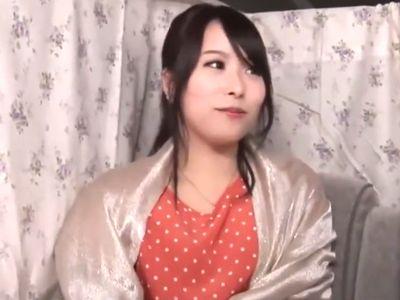 【人妻ナンパ】清楚美人な美女奥さんが生理中なのにナンパ男と浮気セックス！夫を裏切り他人棒で中出しされたエロエロ不倫SEX‼