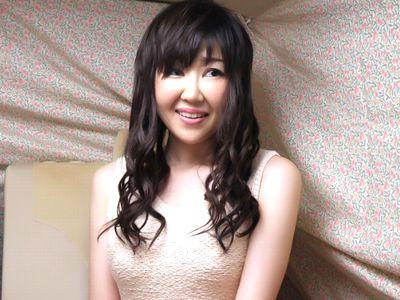 【熟女ナンパ】黒髪美人でエロTバック美尻＆Gカップおっぱいな三十路美魔女美女人妻！他人棒で膣内射精される不倫セックス！