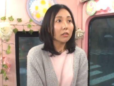 【MM便】地味可愛い真面目な高学歴女子大生をナンパ‼下着見せから言葉巧みに脱がされ気付けば騎乗位素股で射精のエロ企画‼