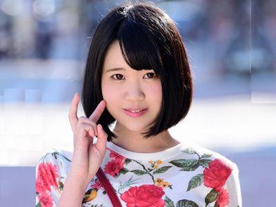 【マジックミラー】黒髪ボブな可愛い童顔ロリ美少女を猫背矯正と騙しナンパ⁉地味巨乳おっぱいお姉さんがワキ全開エロマッサージ！