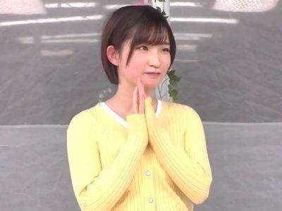 【マジックミラー】声優を目指す童顔ロリ可愛いショートカット美少女！原稿読み上げ中にHなイタズラされ大量お漏らしのエロ企画⁉