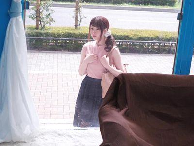 【マジックミラー】可愛い美女人妻を質問中に巨根デカチン即ハメするエロ企画！清楚に見えてお掃除フェラまでする淫乱浮気妻！