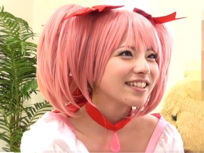 【上原亜衣】可愛いアイドル女優が人気アニメのアニコスコスプレ着衣でハメる⁉魔法少女となってするエロエロセックス‼