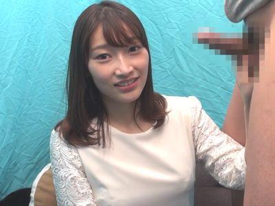 『一回で…満足できないんですか…』清楚美人な美少女JDが絶倫おじさんに大量潮吹き＆生ハメ中出しのエロセックス【素人ナンパ】