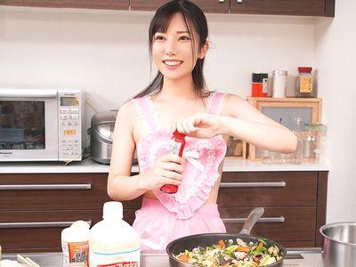 AV監督が家事代行サービスで知り合った美少女JDのAVデビュー作品⁉可愛い顔に反したエロエロセックス【唯名くるみ】
