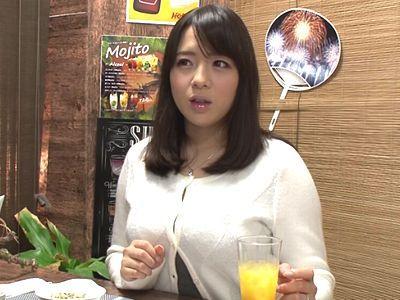 【連れ込み】相席居酒屋からナンパお持ち帰りしたエロおっぱい素人奥さんを盗撮隠し撮り！淫乱ビッチな浮気人妻の不倫セックス！