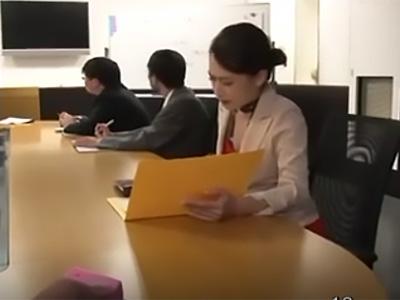 主観で熟女とセックスして大きなチンポで突いて何度もイっちゃってるんよ！！