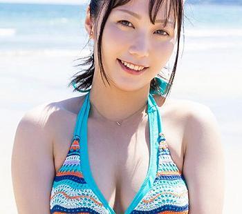 【MM号】『草食系男子のお悩み相談だけのはずが？』心優しき水着ギャルが勢いで筆おろししちゃいました？！