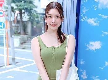 【人妻ナンパ】マジックミラー号でマッサージ受けたスレンダー奥さんが潮吹きお漏らしでマキシワンピ濡らしてしまい全裸で不倫し
