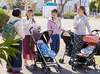 ＜MM号のナンパ企画＞産後エロな人妻を“乳揉み”検診と偽り羞恥なオイルマッサージ！発情した母親が中出し不倫で痙攣＜ママ友