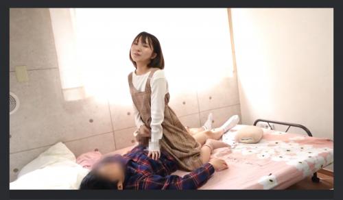 貧乳スレンダーなパイパン女子大生清楚系美人と生ハメで中出しセックス