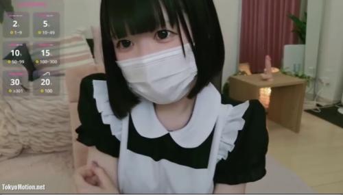 かウィ愛美乳黒髪美少女がメイド服姿でバイブオナニーで感じちゃう[エロライブチャット]