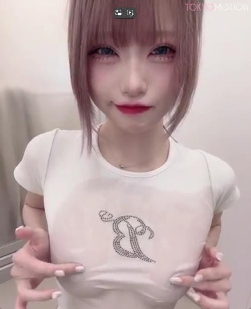 可愛い巨乳ギャルが乳首オナニーで感じまくる…チクニー配信のライブチャット映像[エロライブチャット]