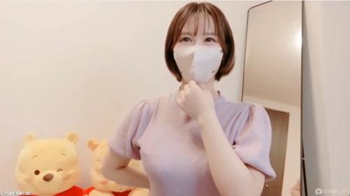 可愛い巨乳美女が尾安津にバイブを入れ絶頂オナニー[エロライブチャット]