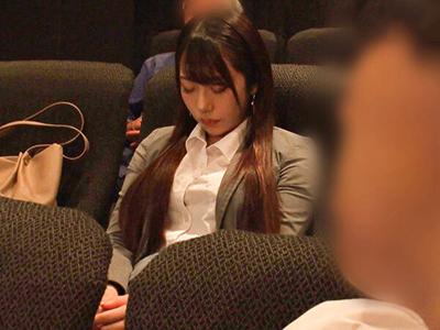 〖潮吹き×拘束〗美しい女性社員が生ハメで子宮パコパコ刺激され膣内射精までされてしまうｗｗｗ