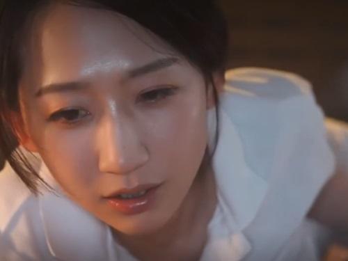 ［水戸かな］『スッキリしようか』と看護にきた人妻が股間がビンビンになってしまう青年を優しく抜いてあげる