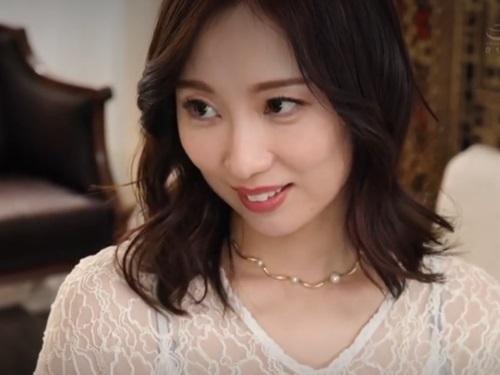 ［小野りんか34歳］気持ち良すぎて記憶が飛んでしまった？AVデビュー作で人生最大の絶頂を経験してしまう人妻