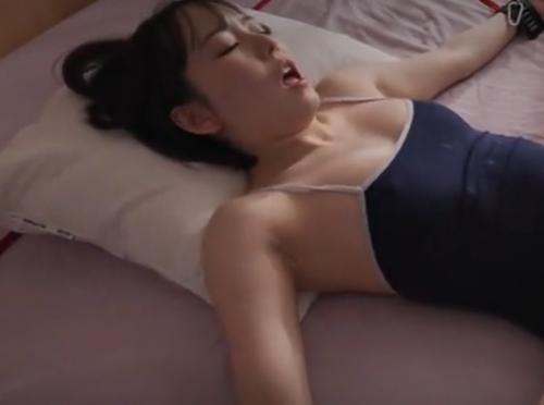 ［西元めいさ］ゴミ部屋に住む不潔なオジサンに苦情を言った女子高生が絶倫チンポの餌食になり中出しされまくる