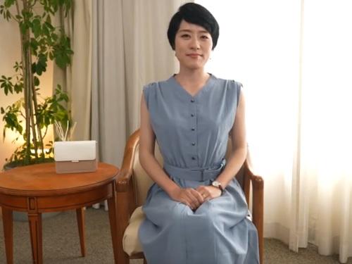 ［紀美野友里恵］貞淑な40歳の人妻が男性経験も少なく最近ではセックスレスになってしまい冒険してみたいとAVの世界へ飛び込む