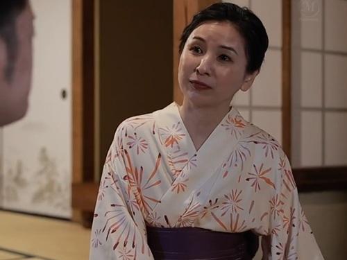 ［月野ゆりね］大好きな叔母さんに媚薬を飲ませ完全にキマってしまった叔母さんと毎日のようにセックスしてしまう