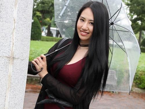 ［須藤早貴］Fカップ美巨乳のナイスボディでお金持ちドンファンに嫁いで逆玉に乗った須藤早貴さんの出演AV