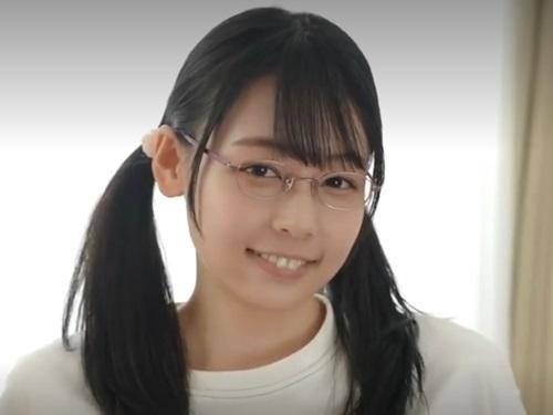 ［ 時田亜美］幼い顔で『やっぱり童貞だ』と家庭教師にパンツを見せて挑発する美少女な教え子