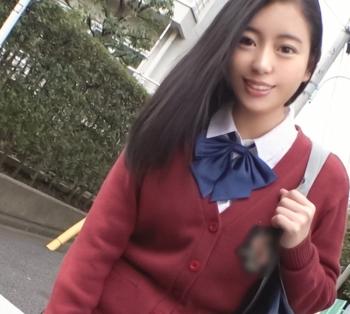【ニーハイJK】『真面目そうに見えてエッチな事に興味津々？』黒髪ハーフの美少女の太腿がエロ過ぎでした？！【エロ動画】