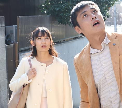 【ながえスタイル】『妻が輪姦される姿を見たい！』変態夫に寝取られ館に連れてこられた美人妻！！【宇流木さらら】