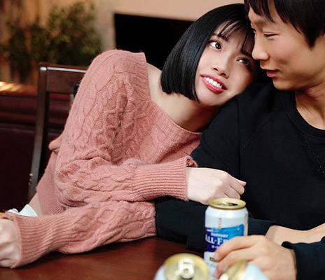 『終電ないならウチ来れば？』彼女がいるのに同僚美女に誘われて浮気してしまう最低なボク！？【石原希望】
