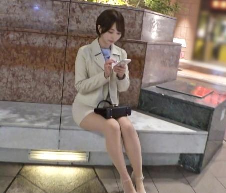 【初撮り】『キスすればエロさが分かる？』26歳の広告代理店で働く美女は変態キャリアウーマンでした？！【エロ動画】