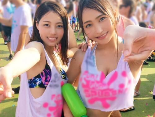 【素人ナンパ】『パリピGALが集まるイベントがあるらしい？』ゲットした美女2人と乱交しちゃう！！【エロ動画】
