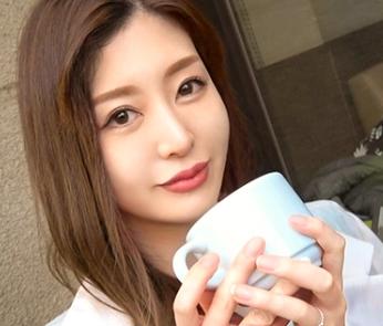【人妻ナン パ】『東京にも別宅があります！』三十路セレブ妻は欲求不満！夫の代わりに中出ししちゃう！！【エロ動画】
