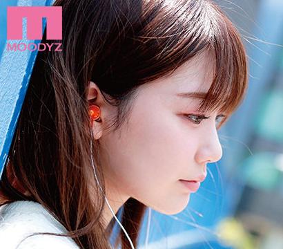 【AVデビュー】『19歳の普通の女子大生？』自分の可愛さに気づいていない美少女が衝撃のデビューを果たす！！【石川澪】