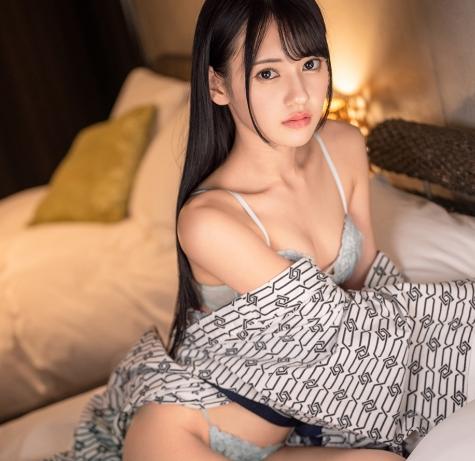 【八掛うみ】『ちょっと照れます♥』黒髪美少女が男優と二人で小旅行？イチャイチャなセックスしちゃう！？【エロ動画】