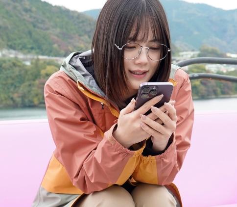 【涼森れむ】『眼鏡が可愛い根暗な美少女と不眠症の僕？』不思議な同棲生活が始まり、セックスしちゃう2人！【エロ動画】