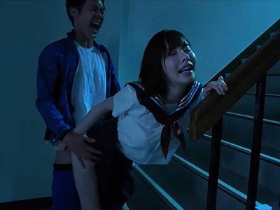 《深田えいみ×女子高生》巨乳の美少女が制服の下で見せる誘惑教師との禁断の関係があなたを熱狂させる究極の快楽